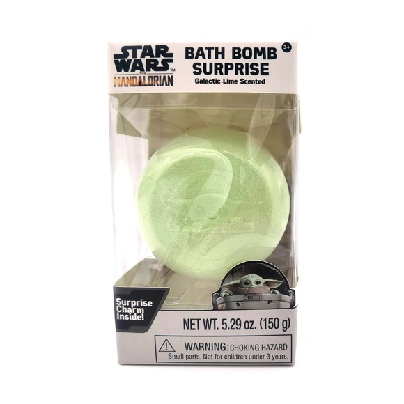 NIB Star Wars- Manalorian Molded Bath Bomb with Surprise Charm - Picture 1 of 2